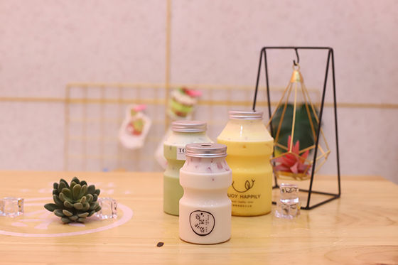 Water-Friendly Bubble Tea Jugs in Medium Size Perfect for Your Shop