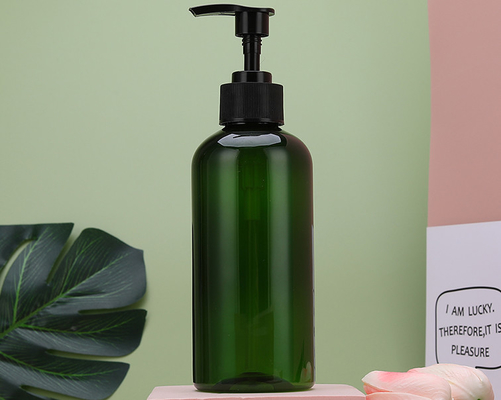 Ζεστή πώληση Καθαρό κενό PET 500ml Τζελ ντους πλαστικό μπουκάλι Φροντίδα μαλλιών Λευκό επίπεδο τετραγωνικό σαμπουάν λοσιόν αντλία πλαστικό μπουκάλι