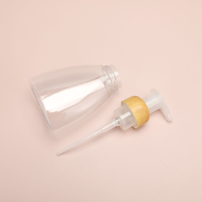 Σκίνο εκτύπωση πλαστικών μπουκαλιών λοσιόν που κατασκευάζονται χρησιμοποιώντας περιέκτες PET σώματος και PET κολάρου για τις ανάγκες συσκευασίας καλλυντικών προϊόντων περιποίησης δέρματος