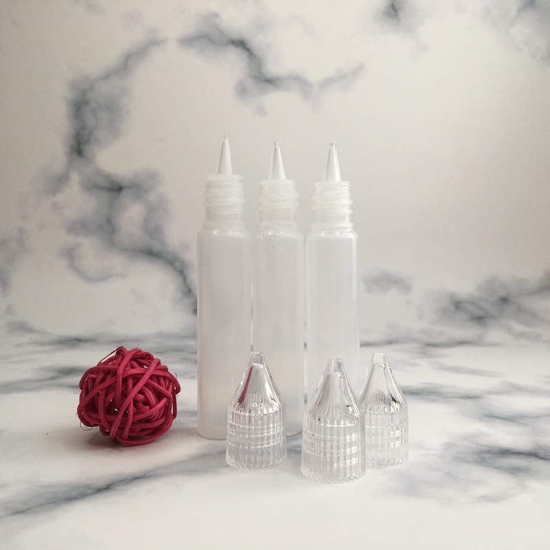 Διαφανή μικρά μπουκάλια μαύρου PET για υγρά για διαφανή υγρά δοχεία